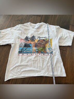 Disney Moana & Maui Adventure Graphic Tee White Women’s XS